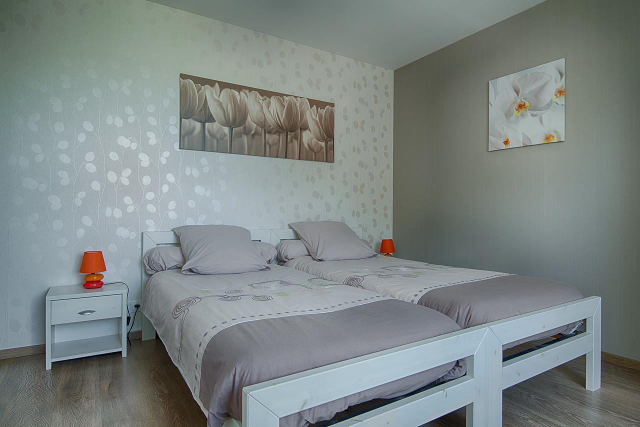 Au Jardin Fleuri Villa Vauxaillon Ngoại thất bức ảnh