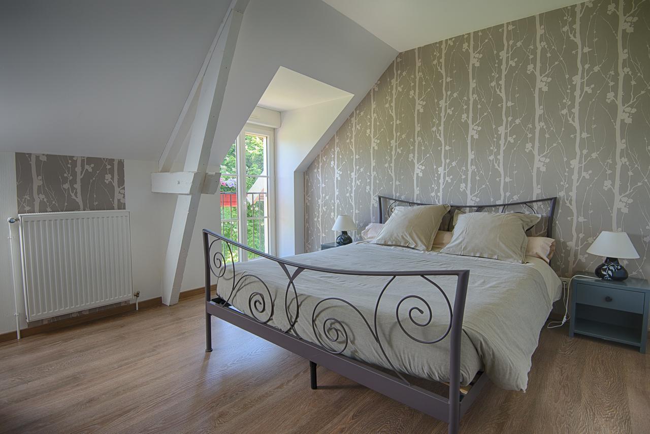 Au Jardin Fleuri Villa Vauxaillon Ngoại thất bức ảnh